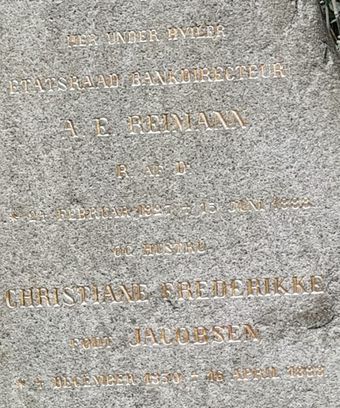Grave stone text